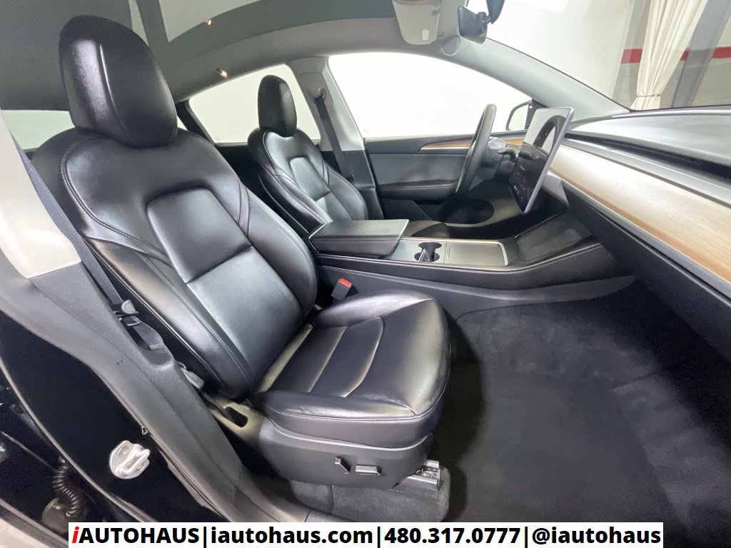 Used 2023 Tesla Model Y Performance AWD/4WD image 24