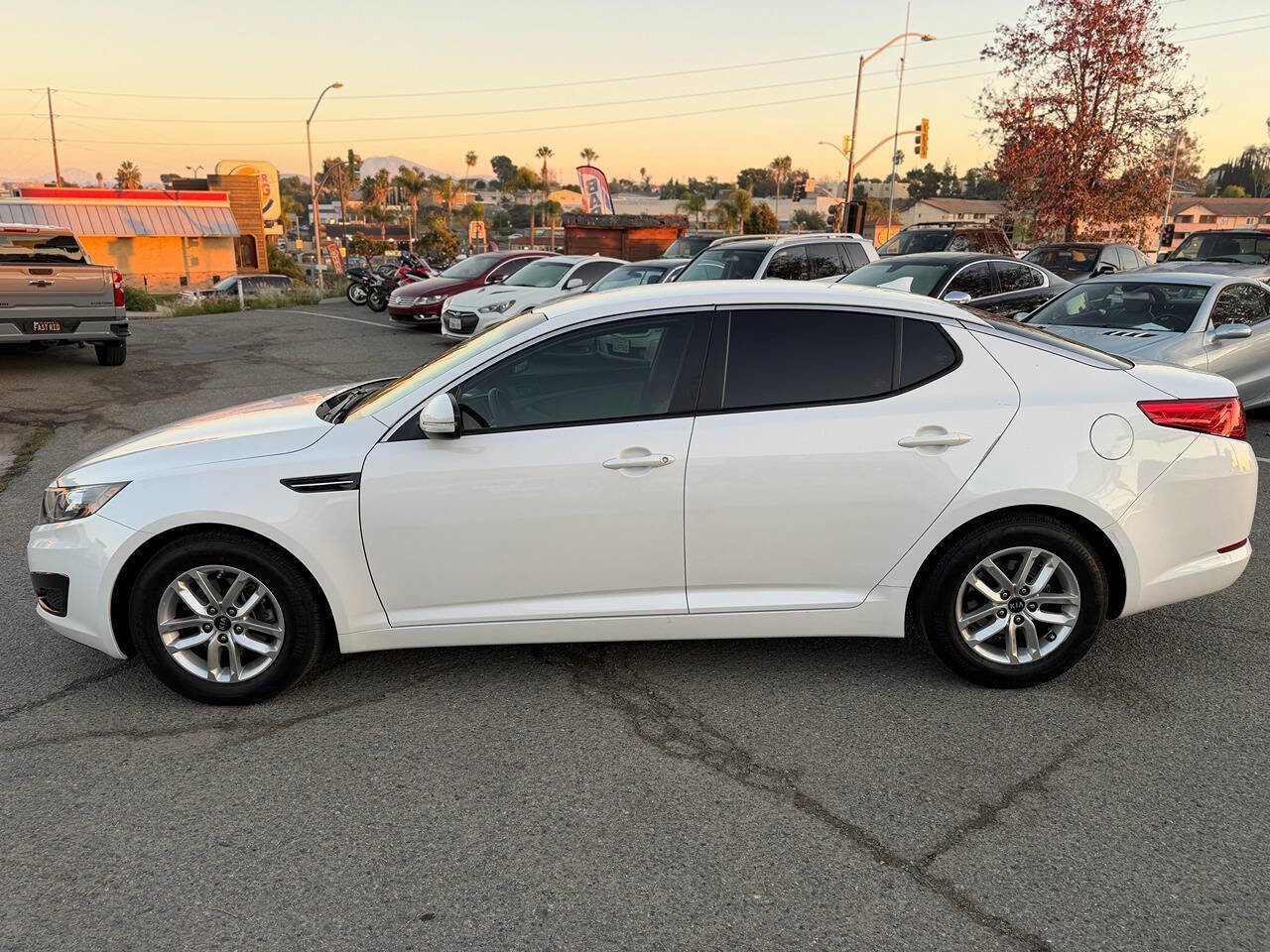 Used 2011 Kia Optima LX image 5