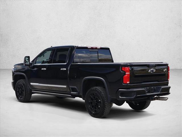 Used 2024 Chevrolet Silverado 2500 High Country w/ High Country Premium Package AWD/4WD image 8