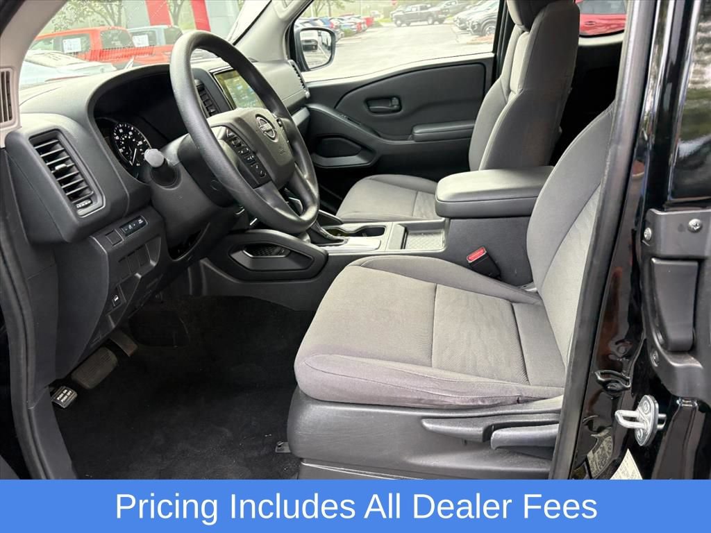 Used 2022 Nissan Frontier S AWD/4WD image 14