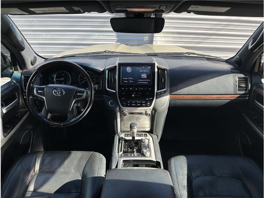 Used 2021 Toyota Land Cruiser Heritage Edition image 20