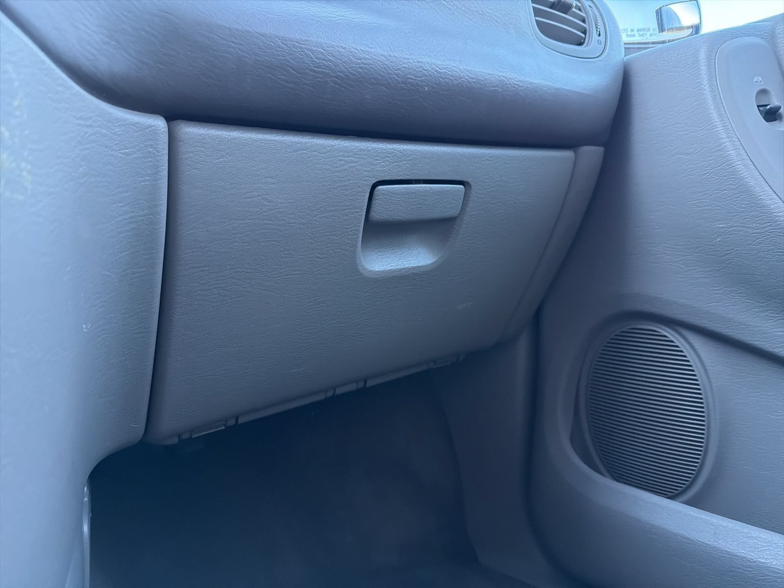 Used 2003 Dodge Grand Caravan Sport FWD image 43