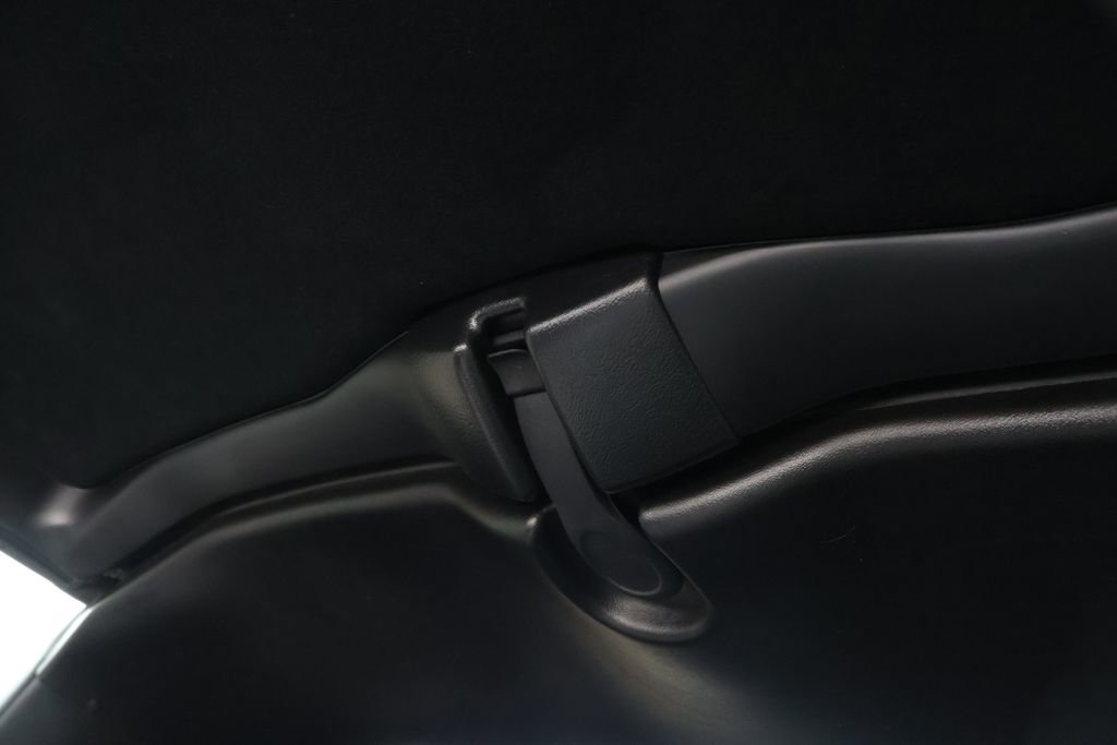 Used 2002 Chevrolet Corvette Coupe w/ Preferred Equipment Group2 image 28