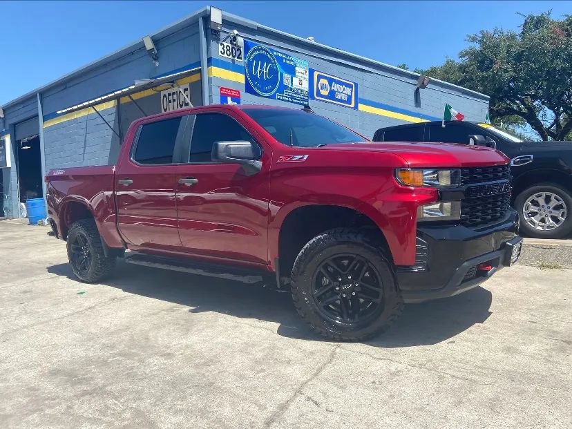 Used 2021 Chevrolet Silverado 1500 Custom Trail Boss AWD/4WD image 1