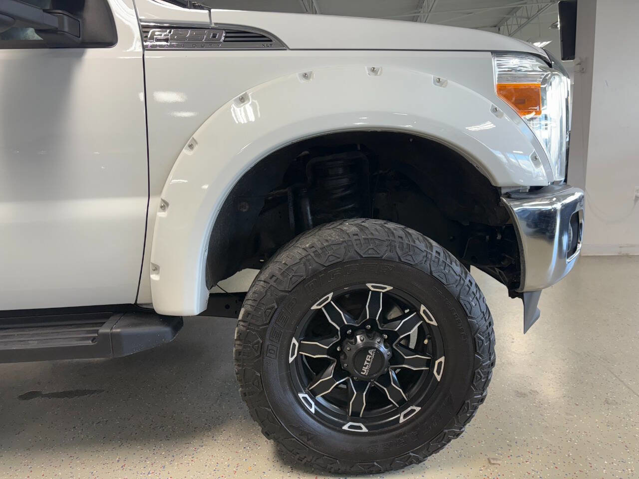 Used 2016 Ford F250 XLT w/ Camper Package image 20