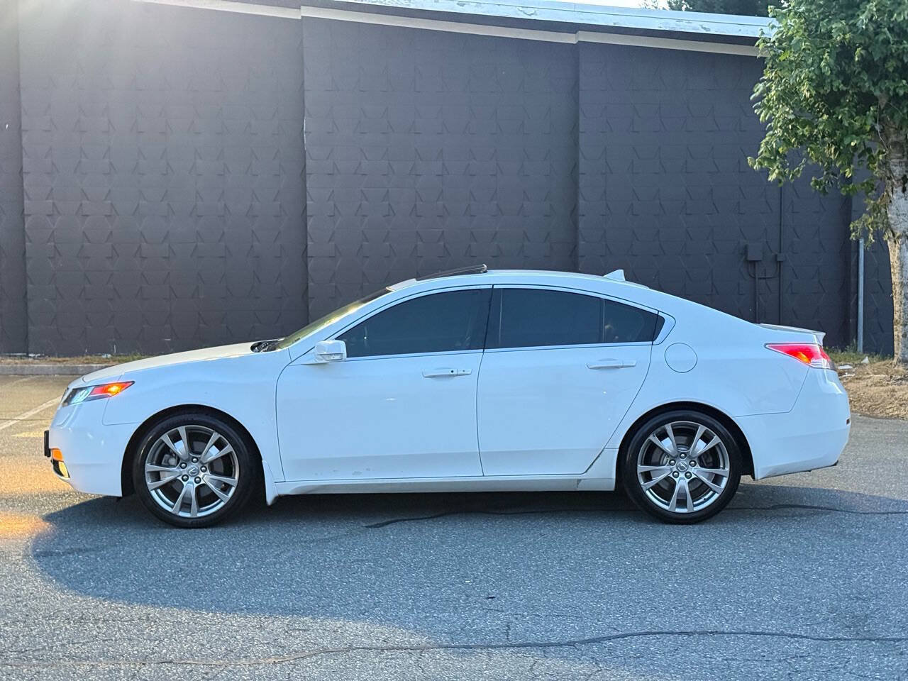 Used 2012 Acura TL SH-AWD image 4