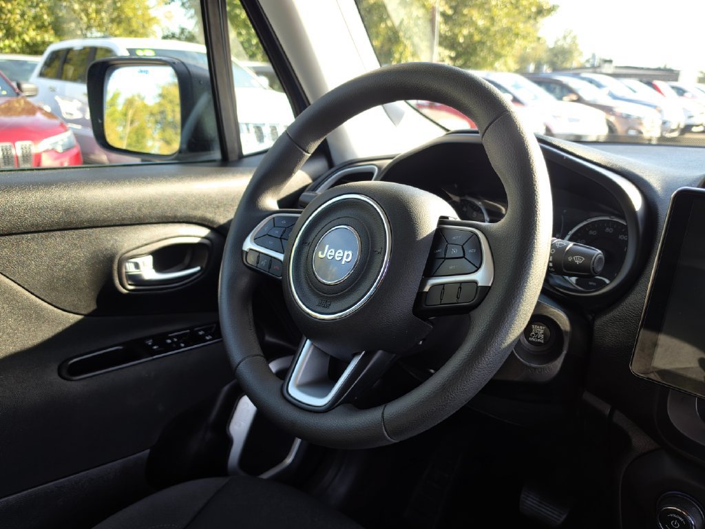 Used 2021 Jeep Renegade Sport w/ Sport Appearance Group AWD/4WD image 18
