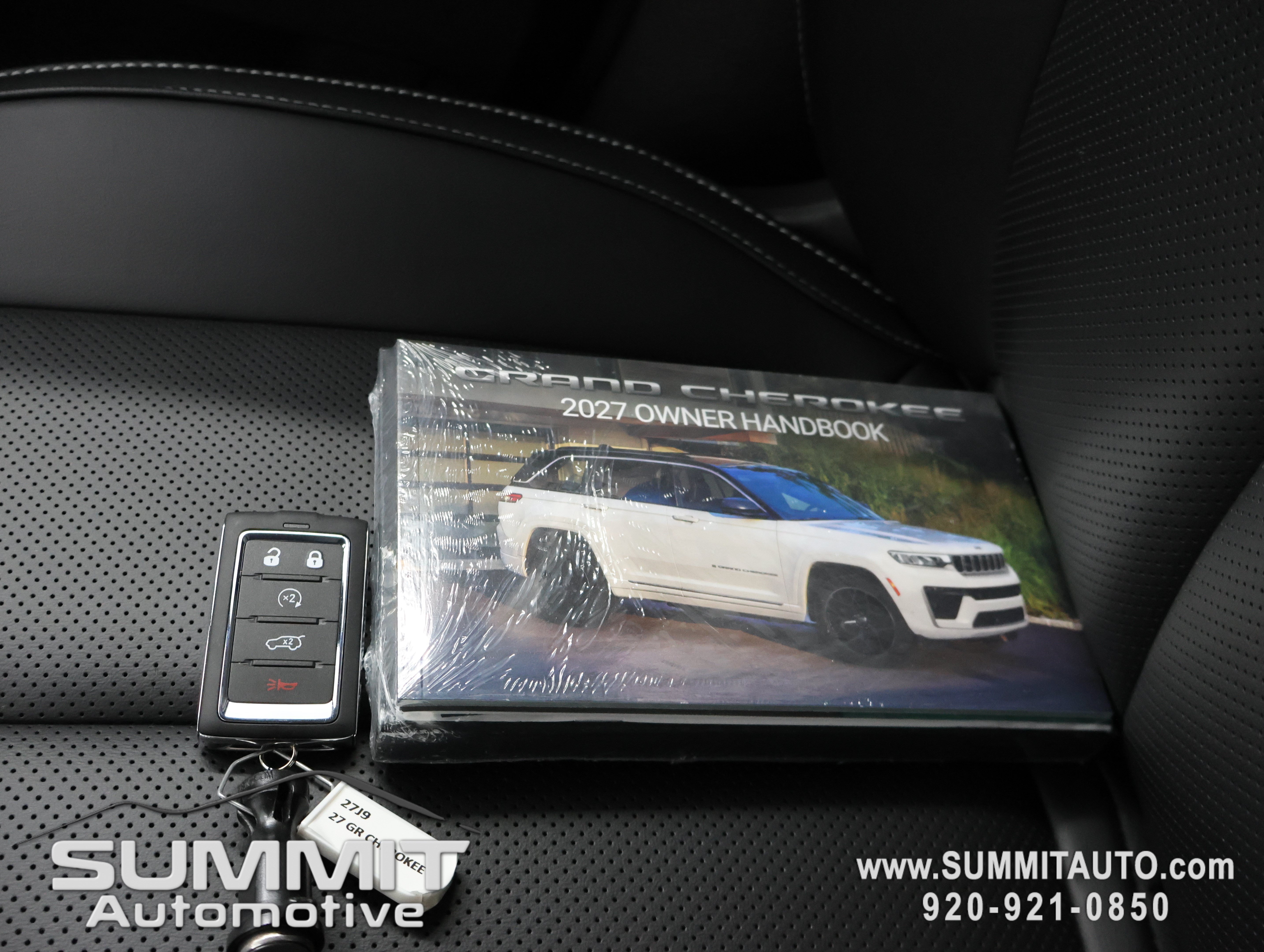 New 2027 Jeep Grand Cherokee L Limited AWD/4WD image 77