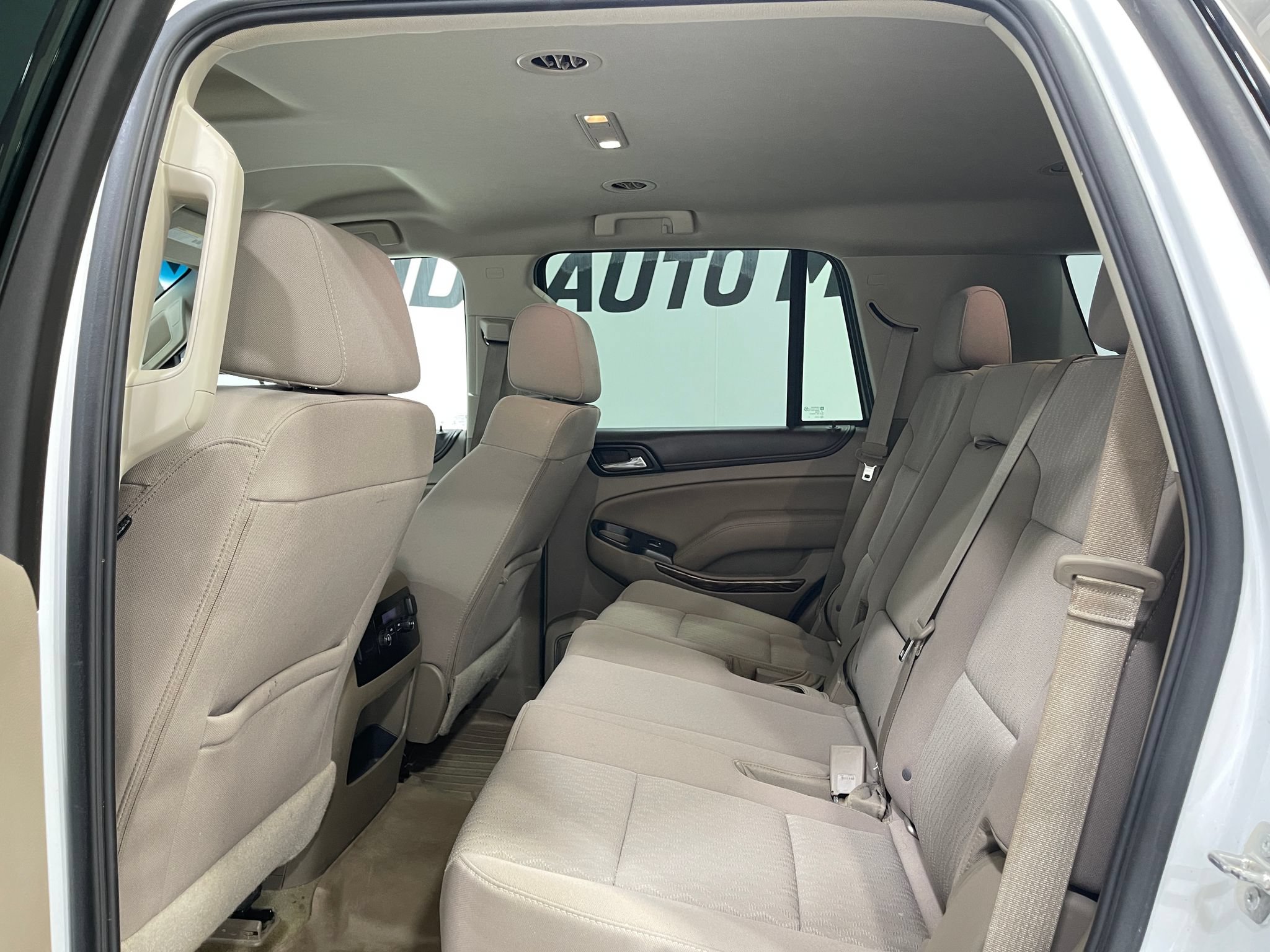 Used 2016 GMC Yukon SLE w/ HD Trailering Package AWD/4WD image 27