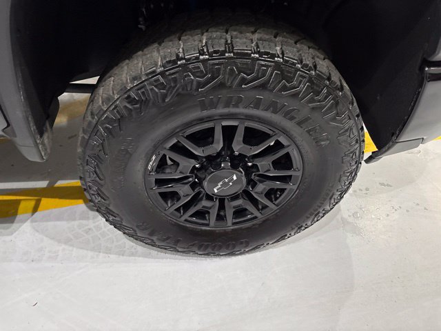 Used 2026 Chevrolet Silverado 2500 ZR2 AWD/4WD image 37