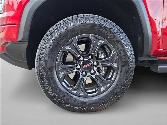 Certified 2025 GMC Canyon Elevation image 24