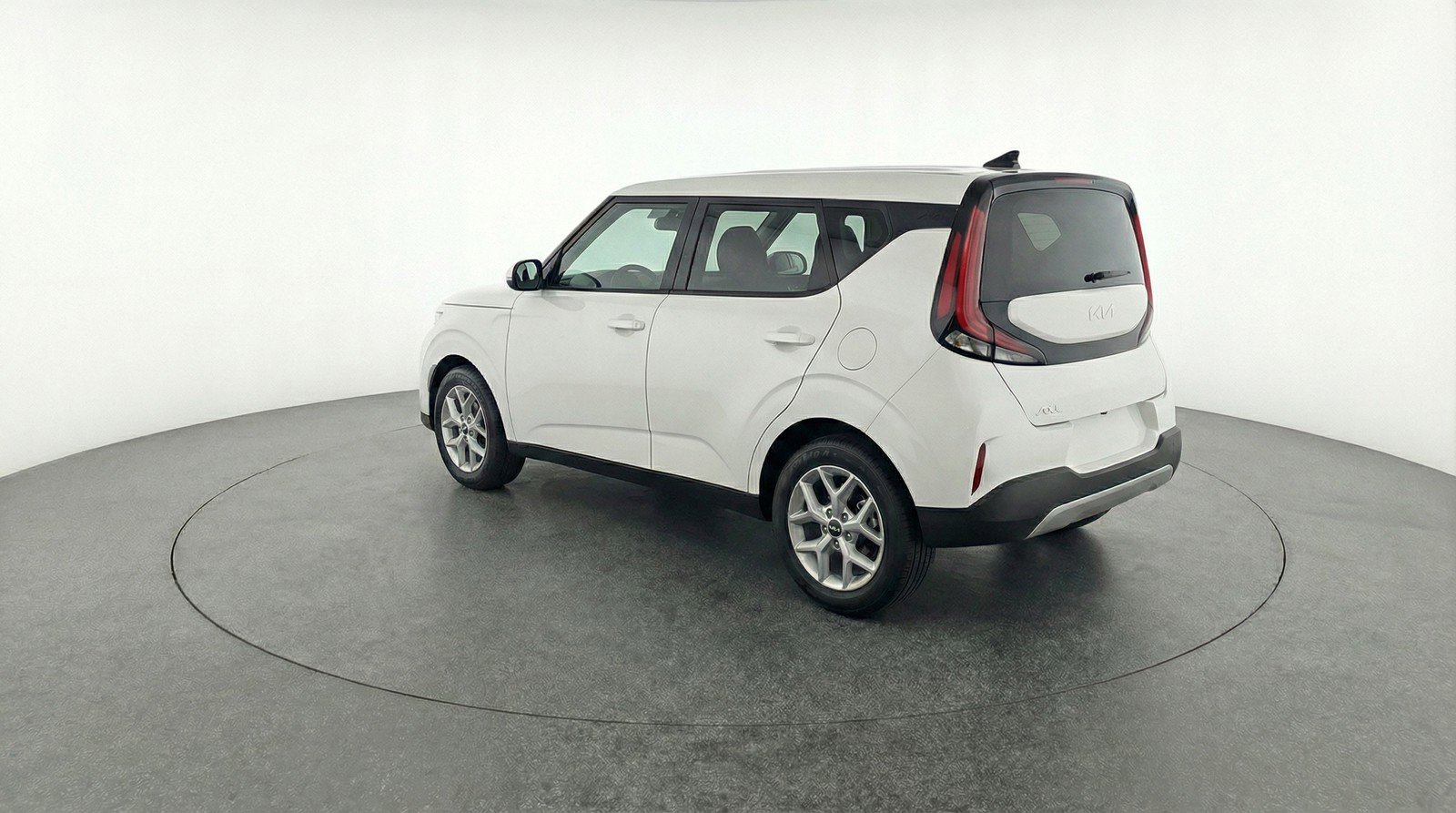Used 2025 Kia Soul LX w/ LX Technology Package image 6