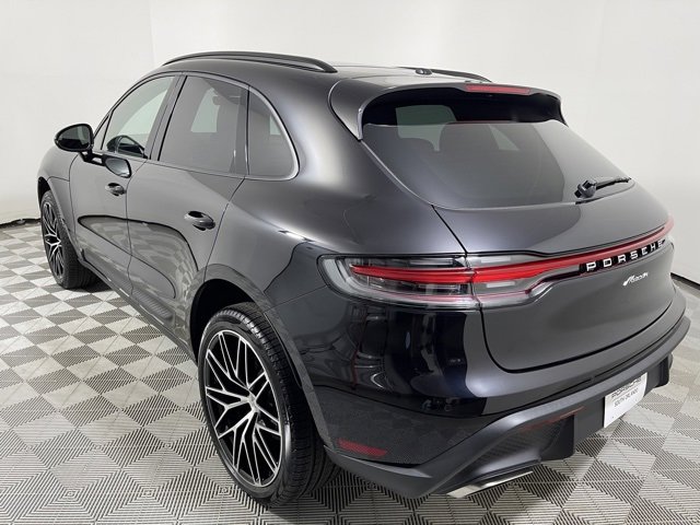 New 2026 Porsche Macan image 3