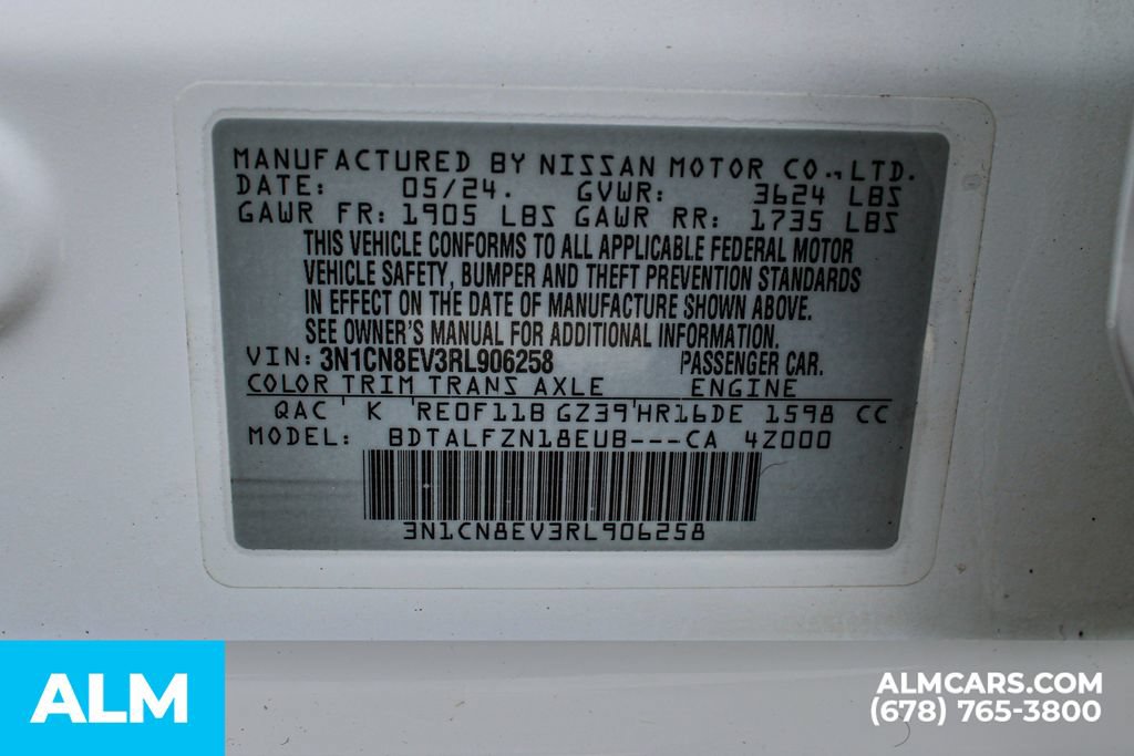 Used 2024 Nissan Versa SV FWD image 39