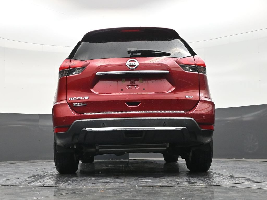 Used 2020 Nissan Rogue SV FWD image 23