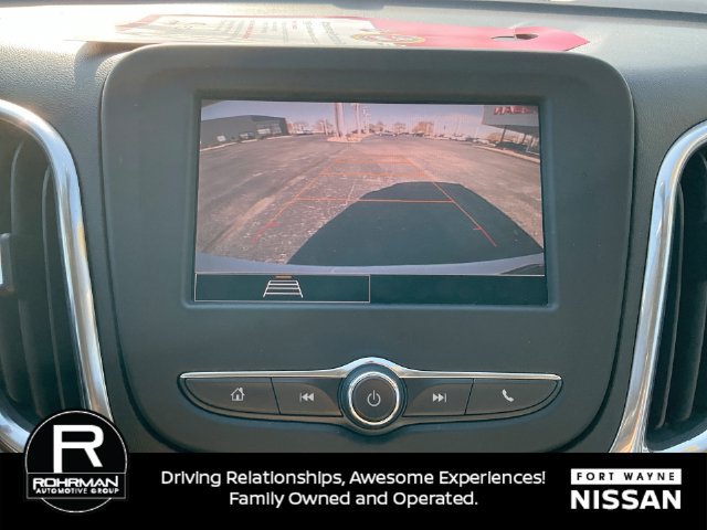 Used 2022 Chevrolet Equinox LS AWD/4WD image 15