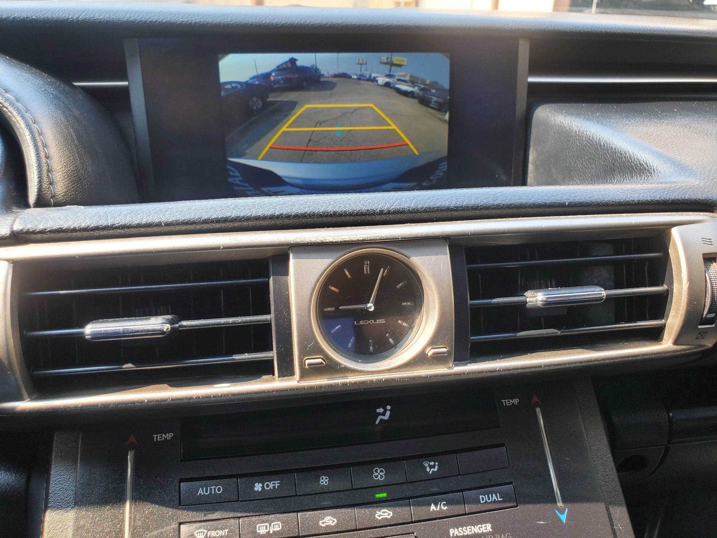 Used 2016 Lexus IS 200t RWD image 4
