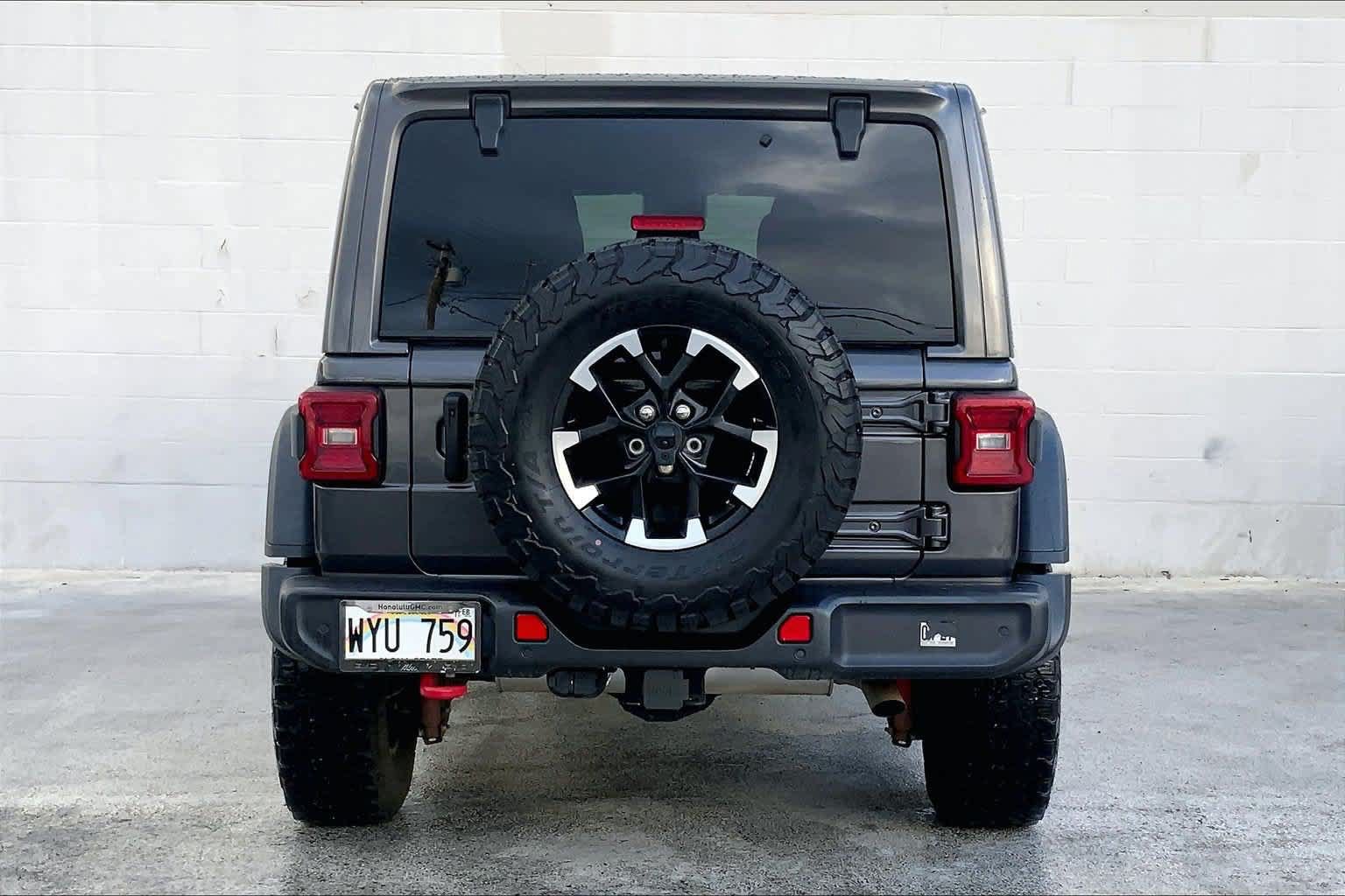 Used 2024 Jeep Wrangler Unlimited Rubicon w/ Safety Group AWD/4WD image 5