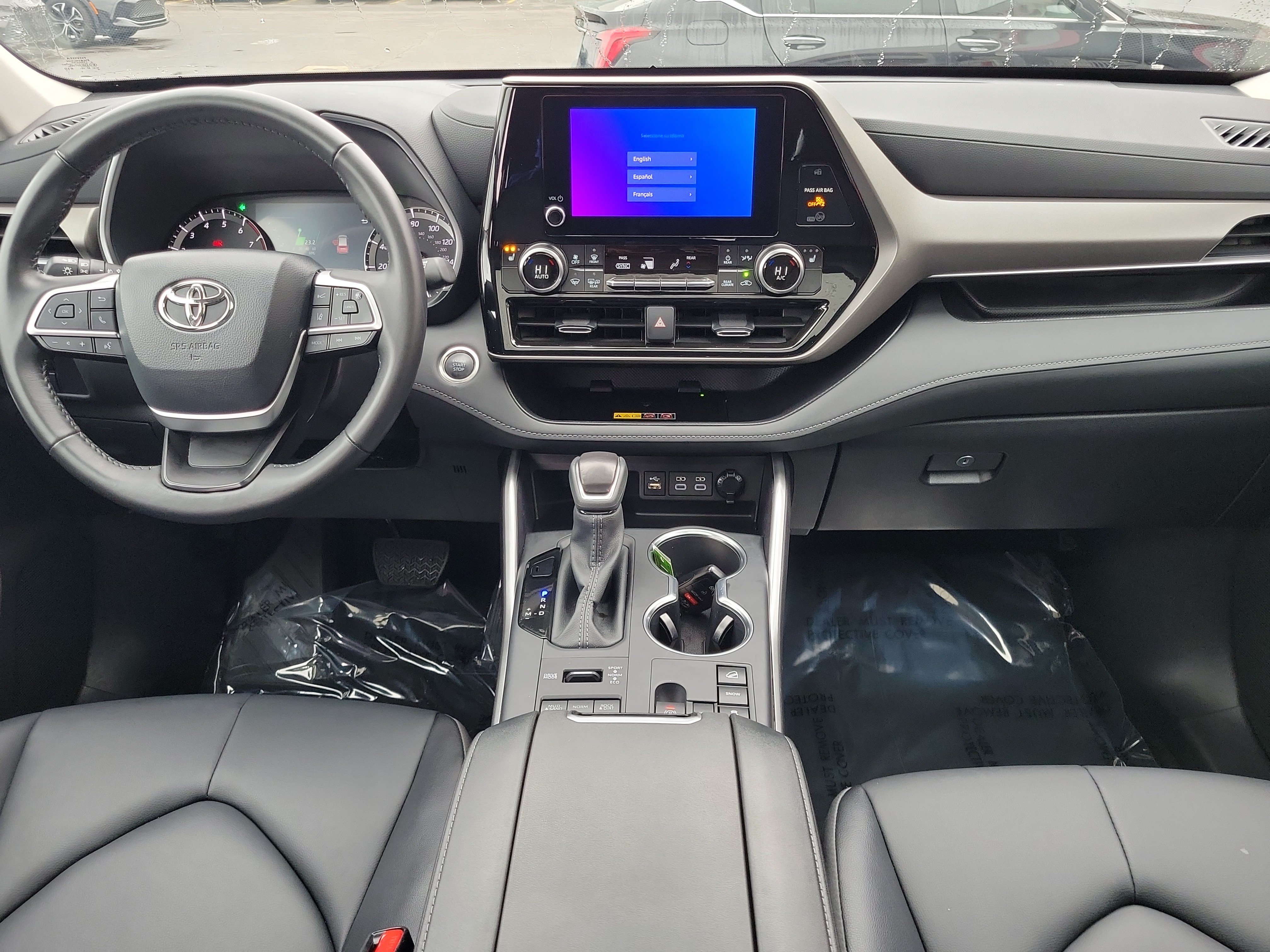 Used 2026 Toyota Highlander XLE AWD/4WD image 9