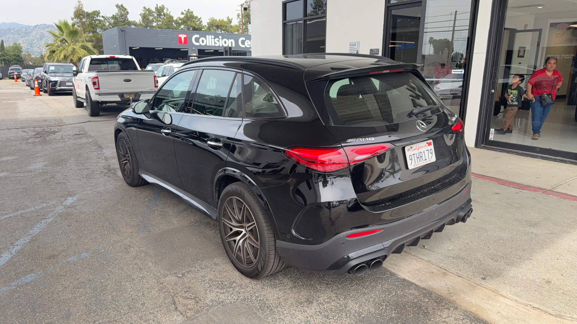 Used 2025 Mercedes-Benz GLC 43 AMG 4MATIC image 4