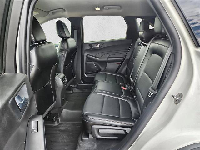 Used 2024 Ford Escape Platinum AWD/4WD image 19
