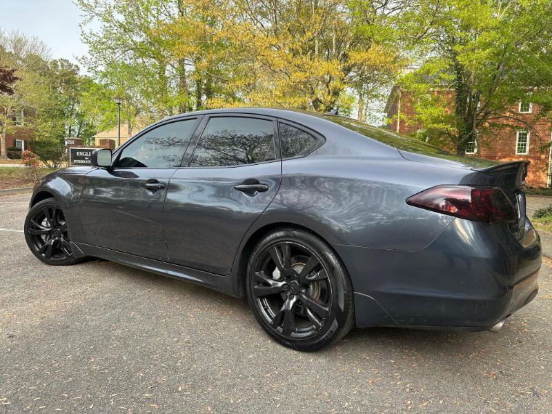 Used 2011 INFINITI M37 w/ Sport Pkg RWD image 9