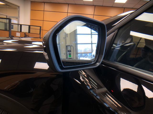 Used 2025 Ford Explorer ST image 23