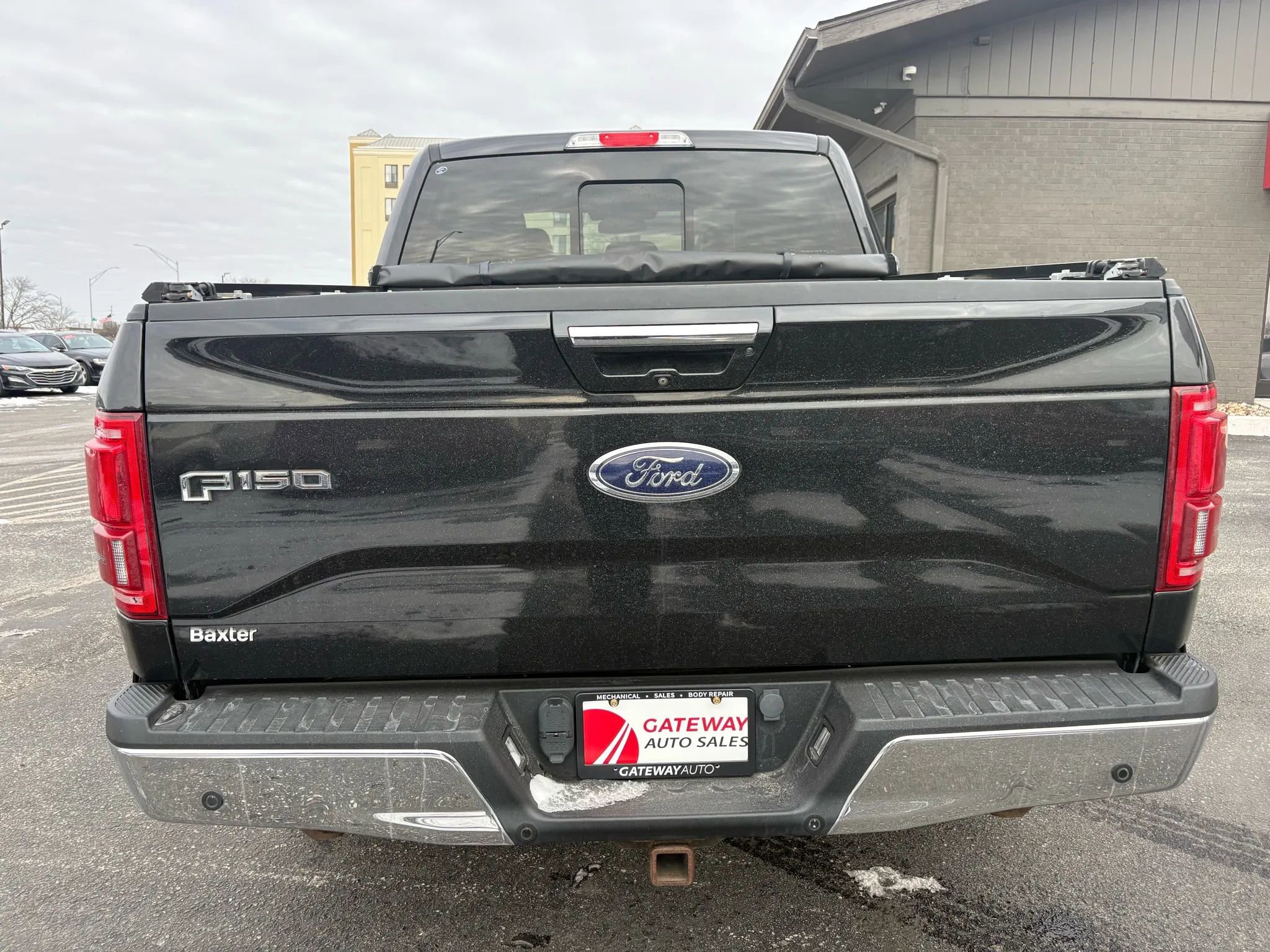 Used 2015 Ford F150 Lariat w/ Equipment Group 502A Luxury image 4