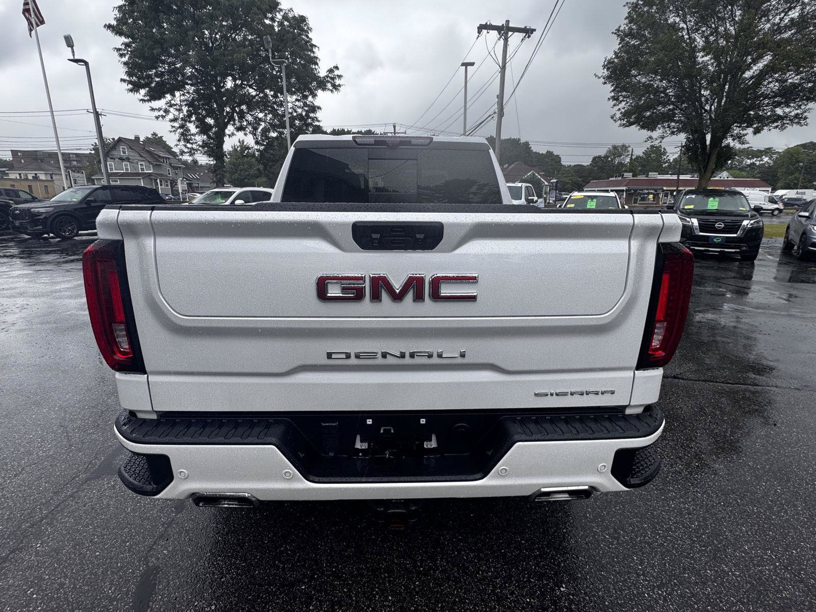 Certified 2023 GMC Sierra 1500 Denali w/ Denali Reserve Package AWD/4WD image 7