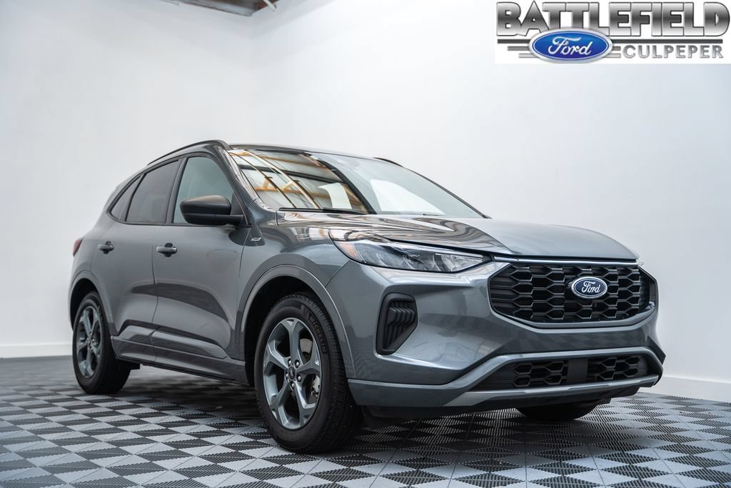Certified 2024 Ford Escape ST-Line w/ Tech Pack #1 FWD image 1