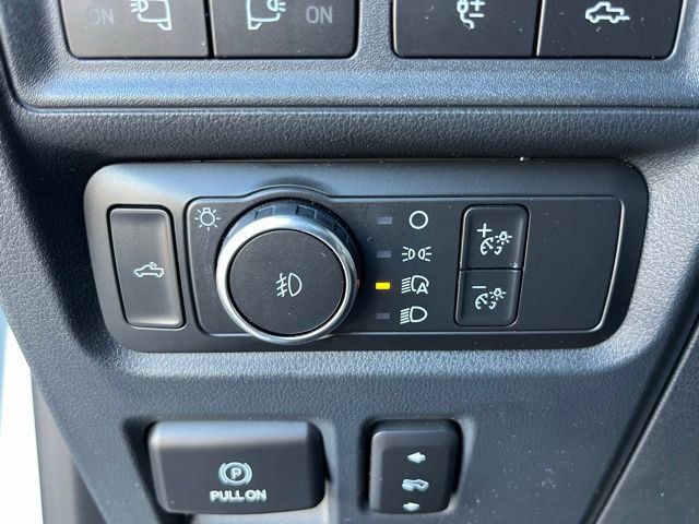 Used 2022 Ford F150 Platinum w/ Equipment Group 701A High AWD/4WD image 16