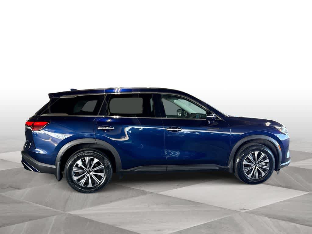 Used 2023 INFINITI QX60 Pure AWD/4WD image 9