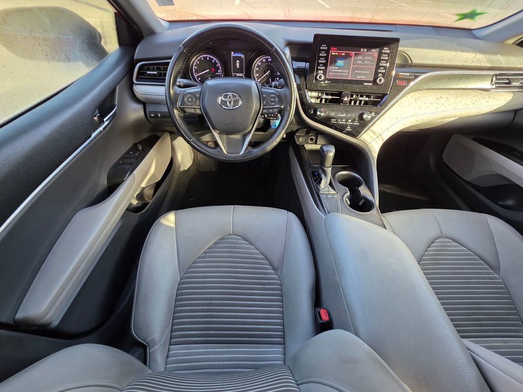 Certified 2022 Toyota Camry SE image 6