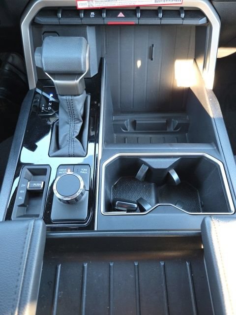 Used 2025 Toyota Tundra SR5 AWD/4WD image 18