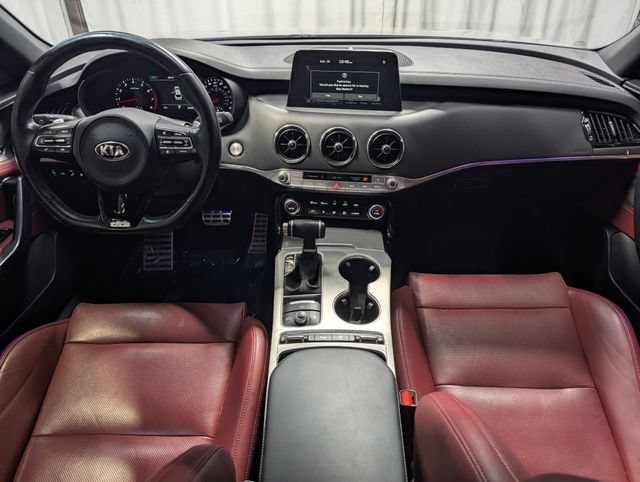 Used 2021 Kia Stinger GT1 RWD image 6