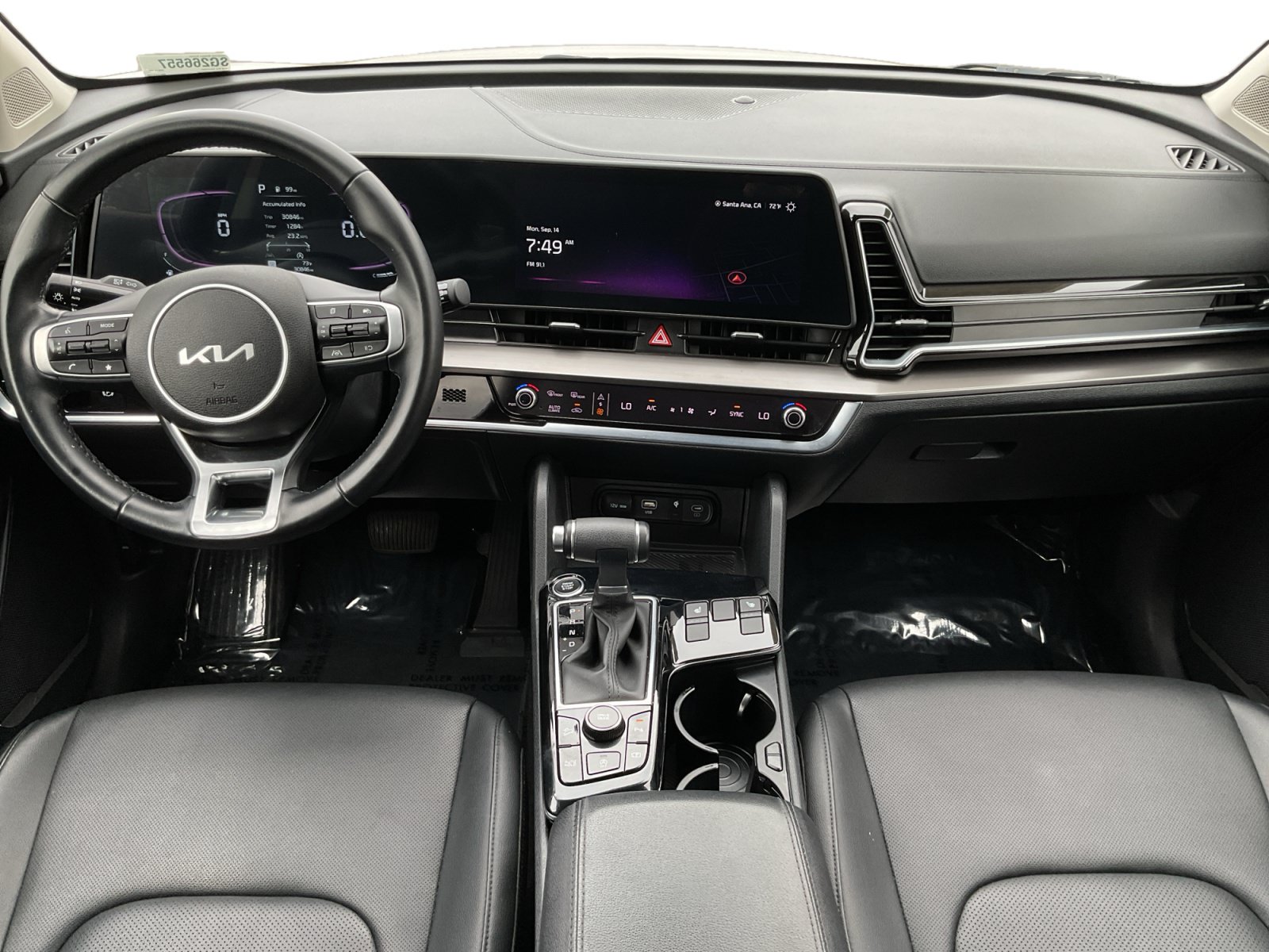 Used 2025 Kia Sportage EX FWD image 10