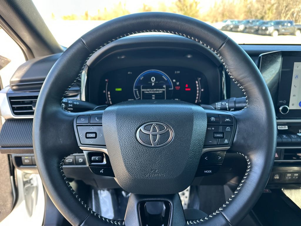 Certified 2025 Toyota Camry SE image 21