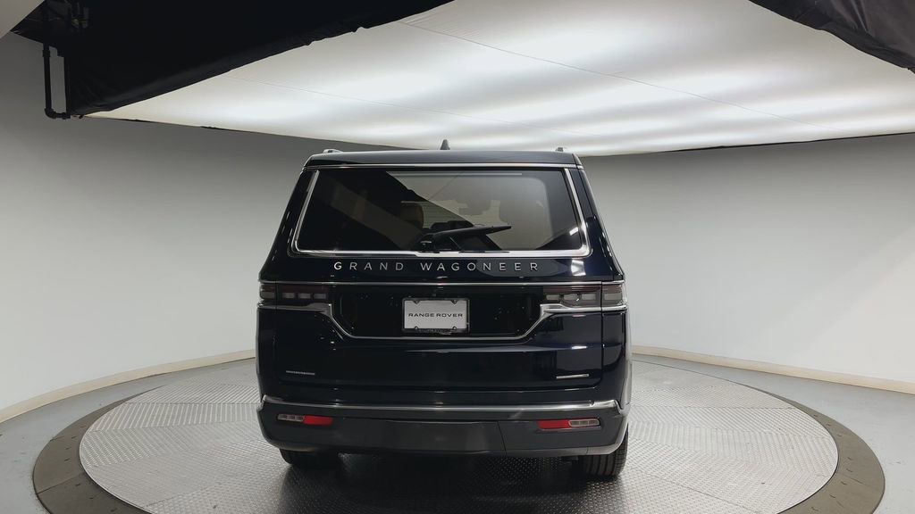 Used 2022 Jeep Grand Wagoneer Series III w/ Rear Seat Video Group 1 AWD/4WD image 3