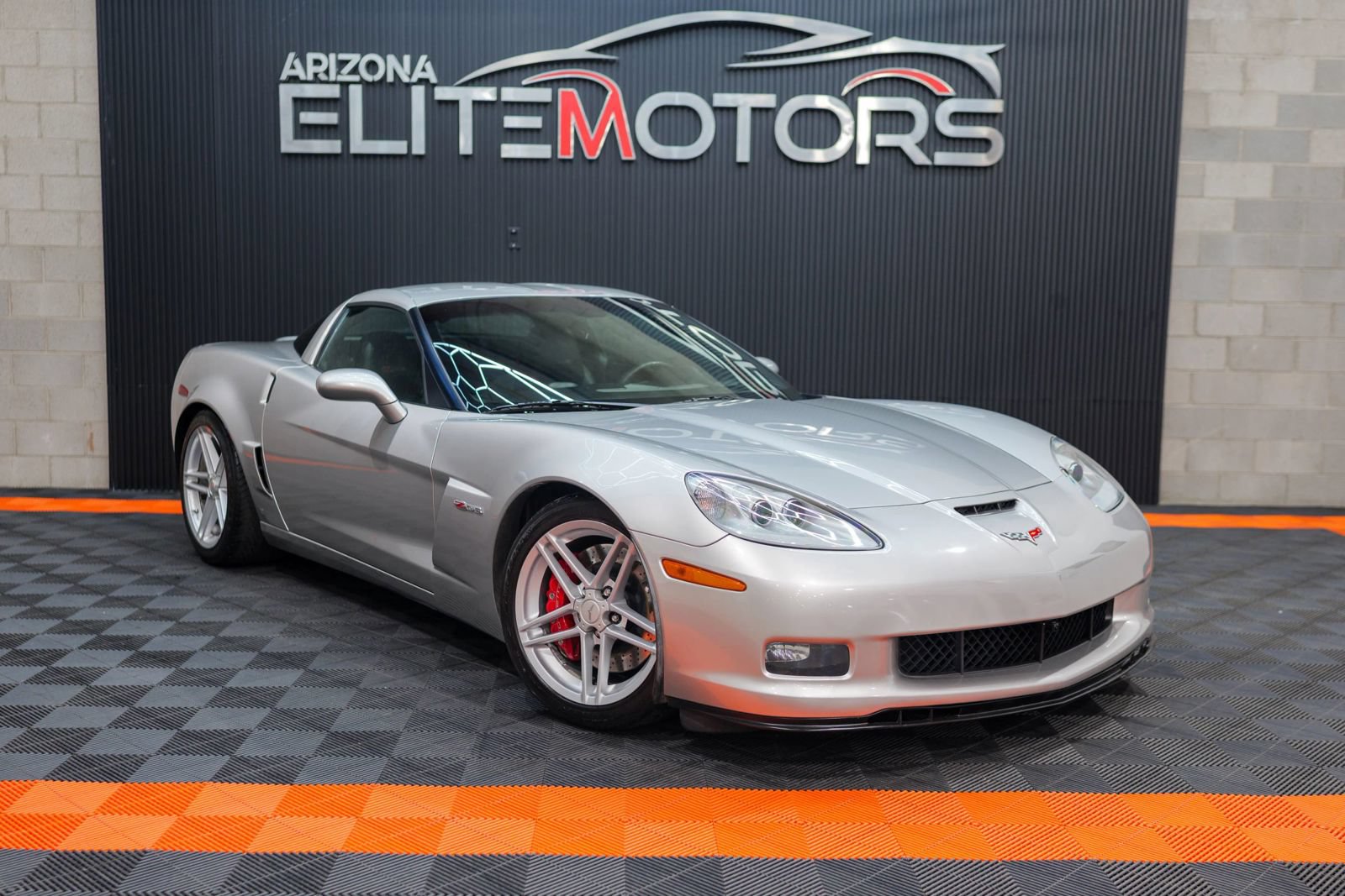 Used 2006 Chevrolet Corvette Z06 RWD image 2