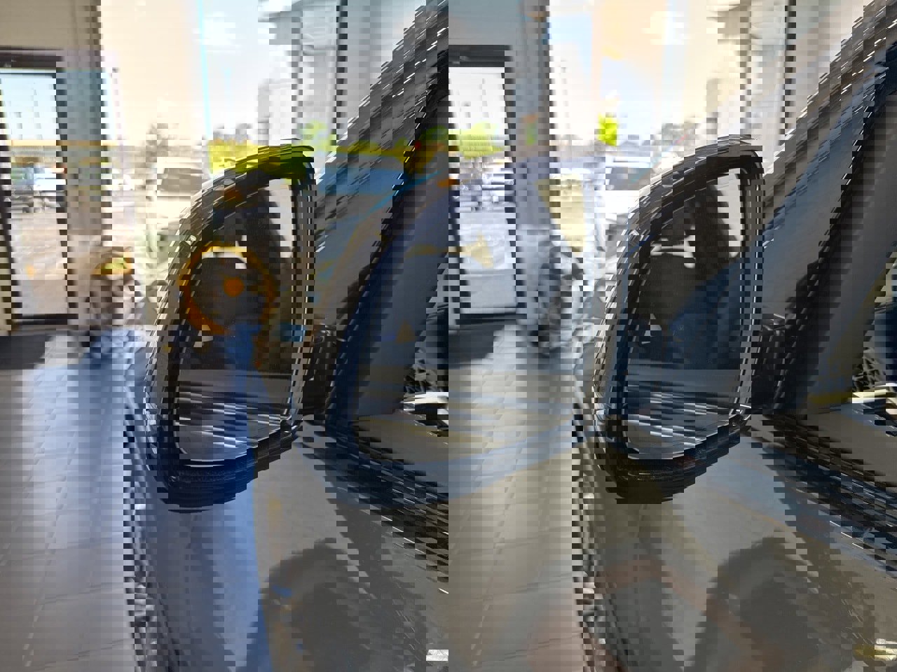 New 2026 BMW X7 xDrive40i w/ M Sport Package image 15