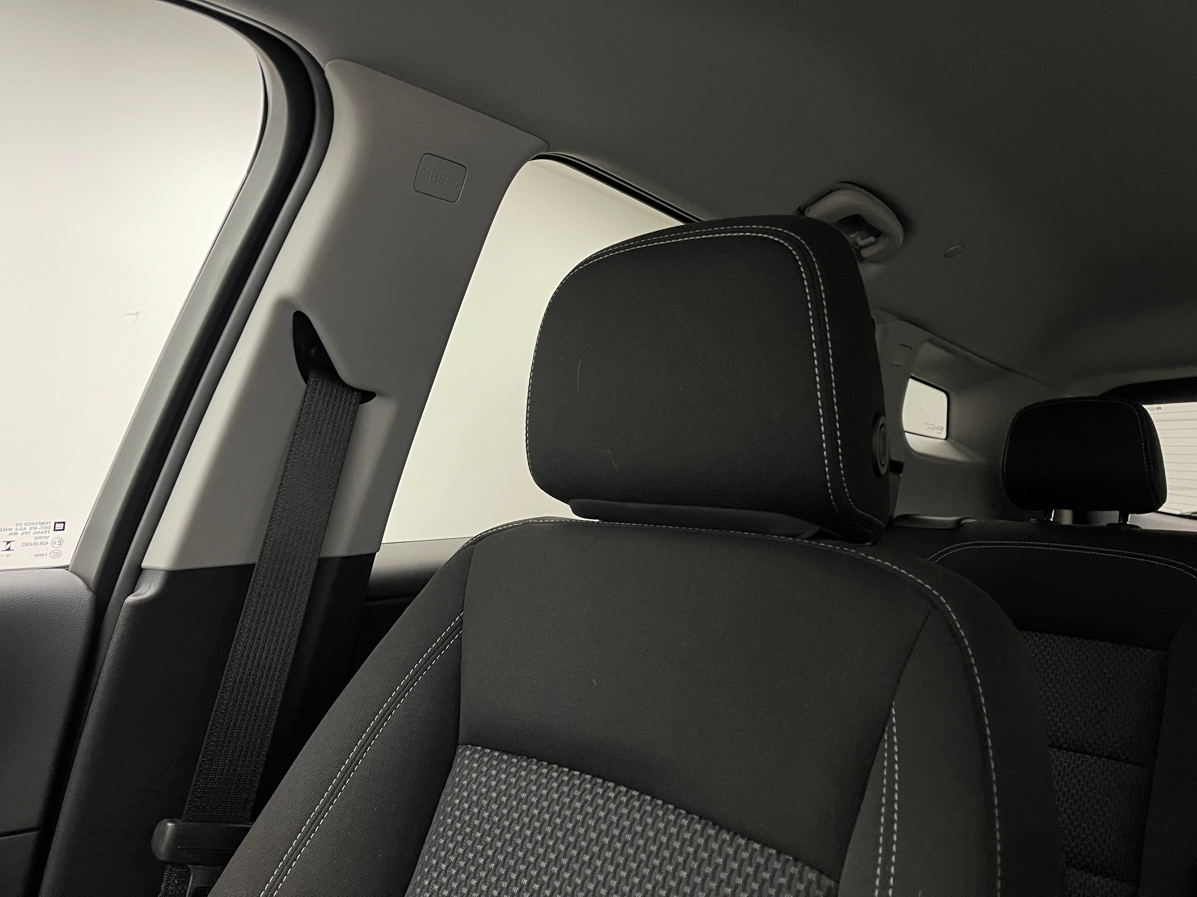 Used 2024 GMC Terrain SLE w/ Driver Convenience Package FWD image 39