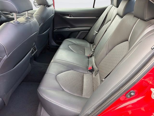 Used 2019 Toyota Camry XSE image 14