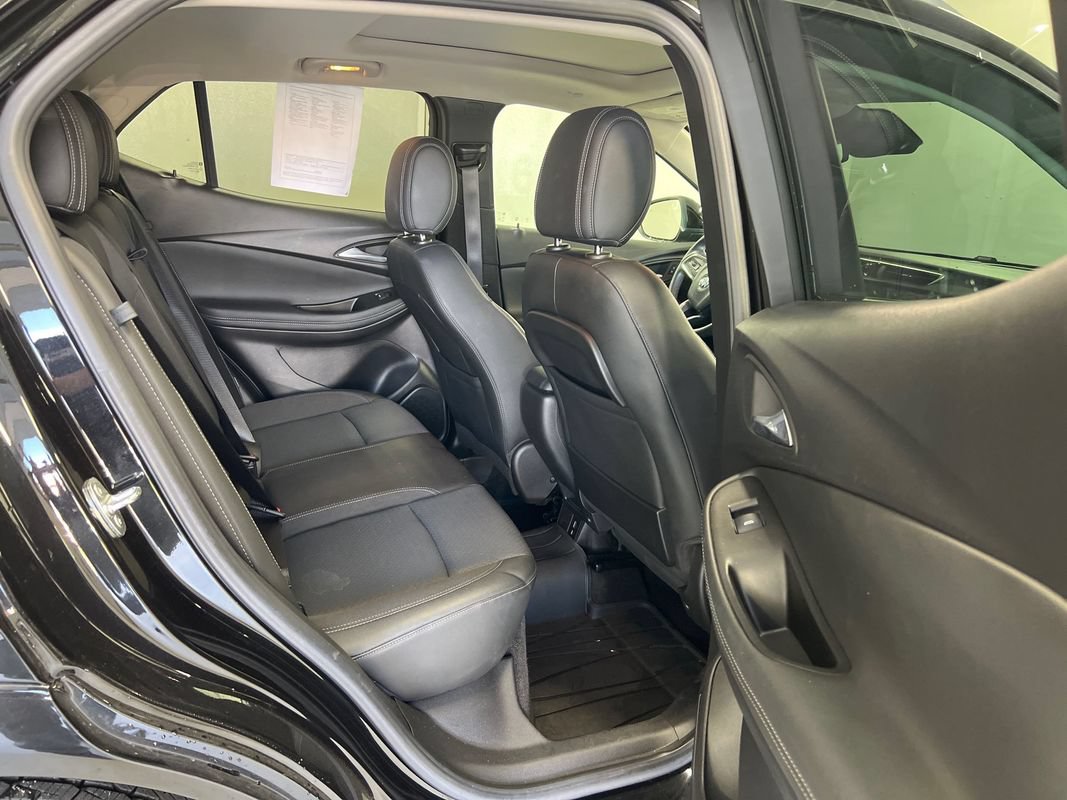 Used 2022 Buick Encore GX Select w/ Experience Buick Package AWD/4WD image 12