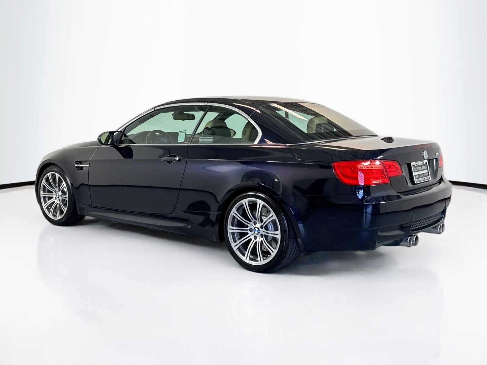 Used 2013 BMW M3 Convertible RWD image 3