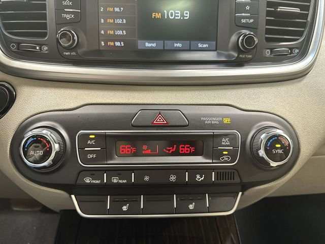 Used 2020 Kia Sorento EX image 39