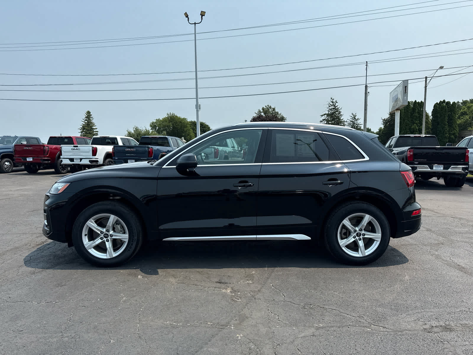 Used 2024 Audi Q5 2.0T Premium AWD/4WD image 2