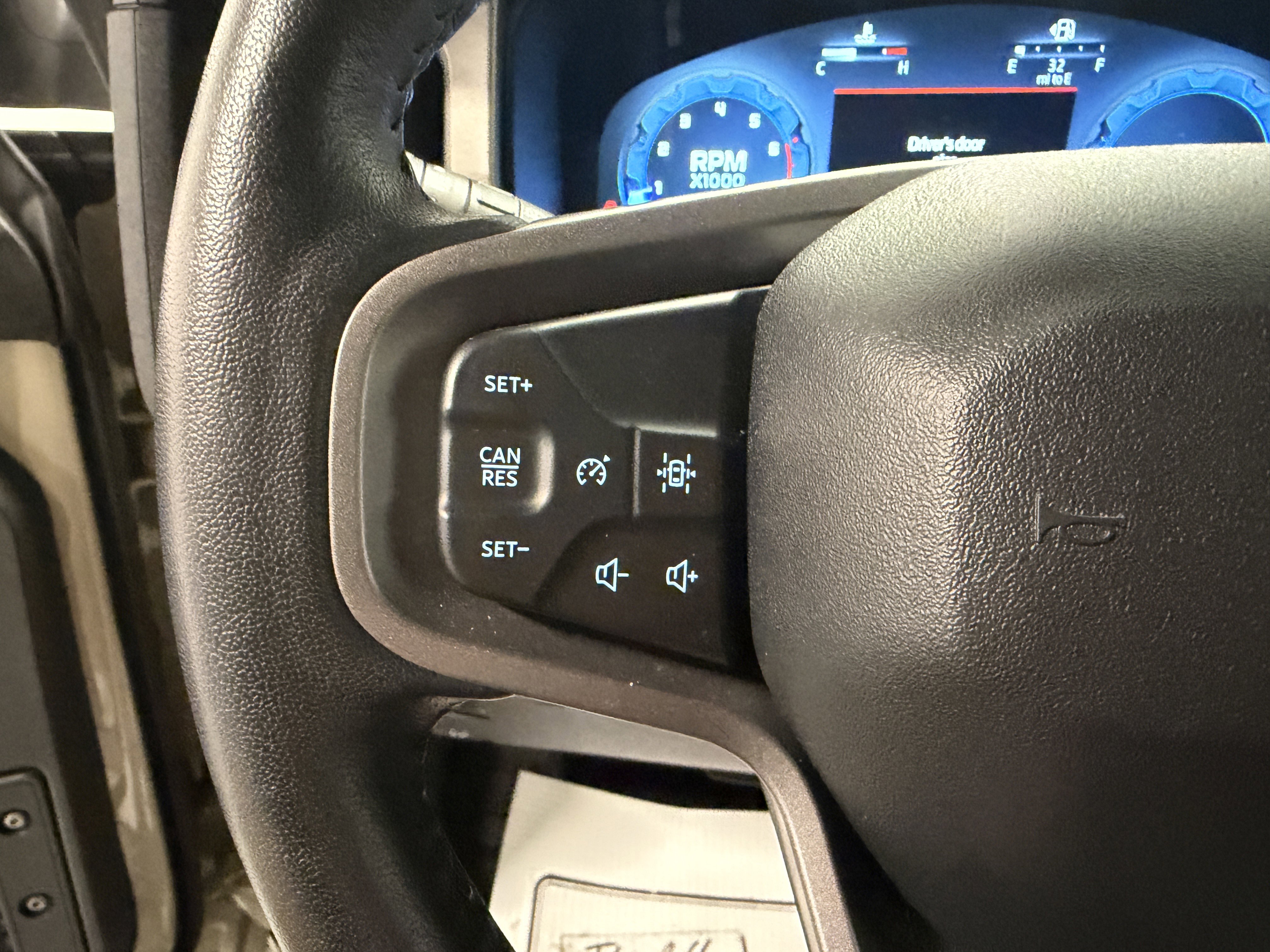 Used 2025 Ford Bronco Outer Banks AWD/4WD image 16