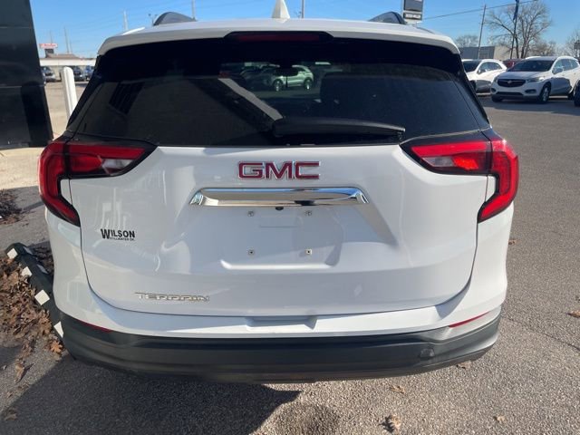 Used 2021 GMC Terrain SLE w/ Driver Convenience Package image 4