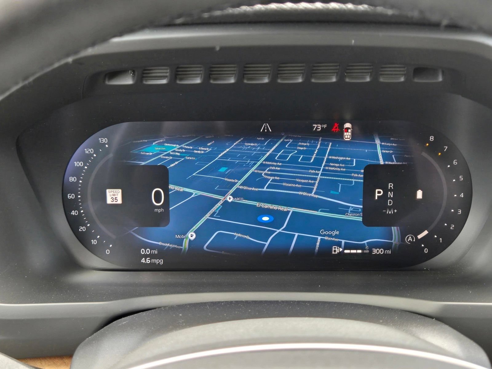 Certified 2025 Volvo XC90 B6 Plus AWD/4WD image 24
