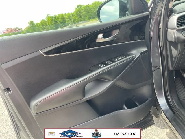 Used 2020 Kia Sorento LX AWD/4WD image 11